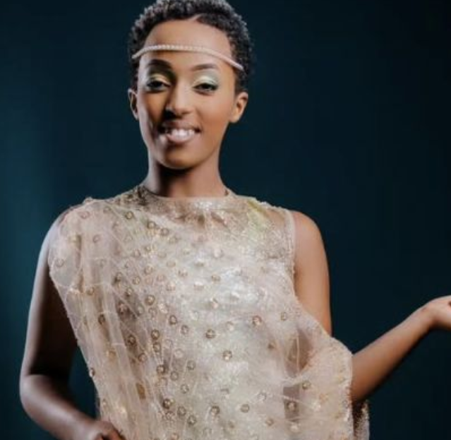 ARI KUMINUZA UMUZIKI MURI KENYA! ESE NI NDE WEGUKANYE UMUTIMA WA CHRYSO NDASINGWA BAGIYE KURUSHINGA?
