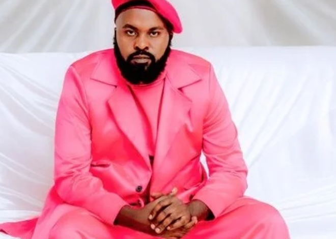 Umukobwa yabenze abasore cyane, biba igitekerezo k’indirimbo ku muraperi!