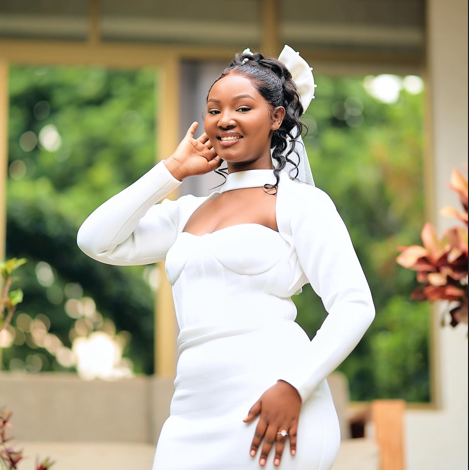 Indirimbo nshya y’umuramyi Ishimwe Vestine afatanyije na Dorcas izamurikirwa mu bukwe bwe