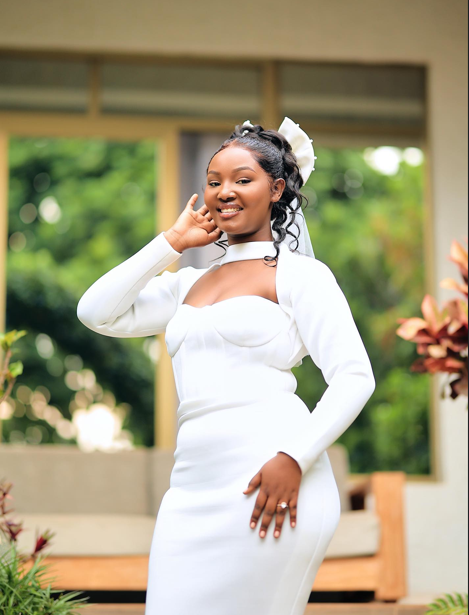 Indirimbo nshya y’umuramyi Ishimwe Vestine afatanyije na Dorcas izamurikirwa mu bukwe bwe