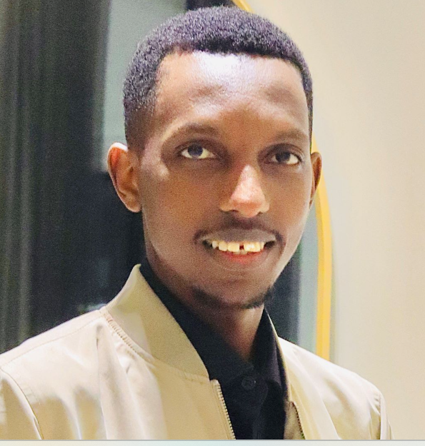 Nyuma y’ukwezi kumwe ashyize hanze iyo yise “Narababariwe,” yongeye gukora mu nganzo.