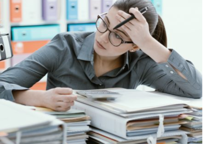 Stress yo ku kazi ishobora kwangiza ubuzima kurusha itabi Ubushakashatsi