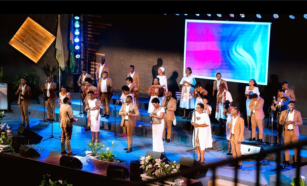 Ibihe birura isi iri kunyuramo ntibitwambure ubumuntu: Ubutumwa bukomeye New Melody yageneye abizera bose