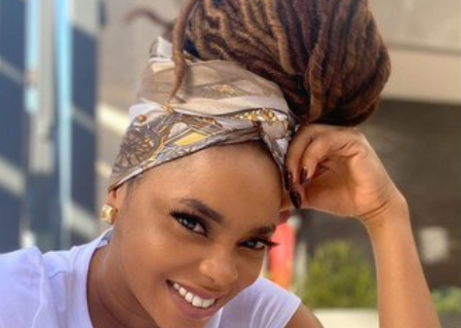 “Byari nk’aho ndi mu cyumba cy’ibitaro kugeza ubwo satani yigeze kumbwira ngo niyambure ubuzima” – umuramyikazi Chidinma