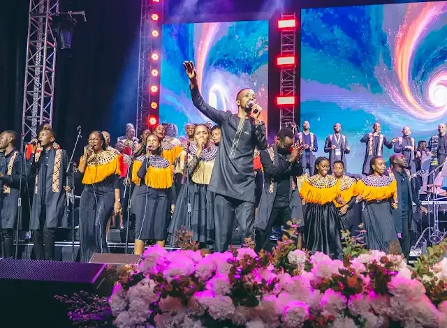 Asaph Music International: yongeye kunezeza benshi mu ndirimbo “Wambaye Icyubahiro” muburyo bushya