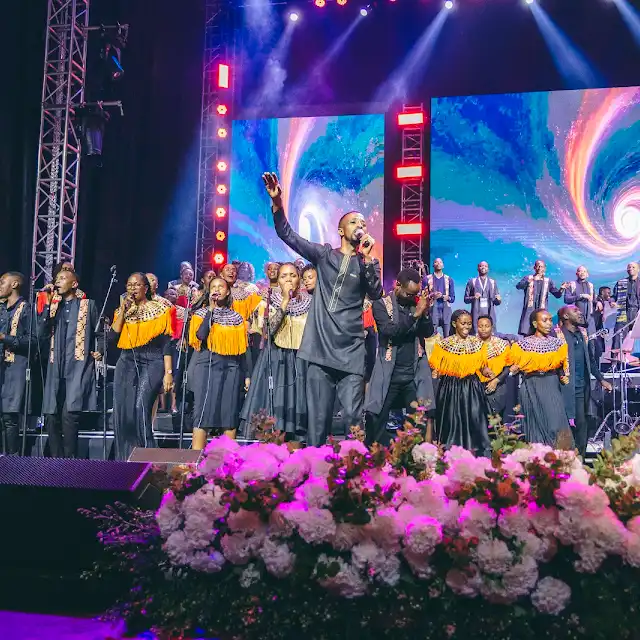 Asaph Music International: yongeye kunezeza benshi mu ndirimbo “Wambaye Icyubahiro” muburyo bushya