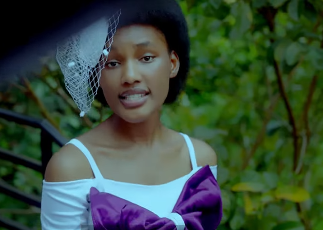 Ubutumwa bukomeye bw’indirimbo NDAHIRIWE ya Alicia na Germaine butumye benshi bongera guhembuka imitima