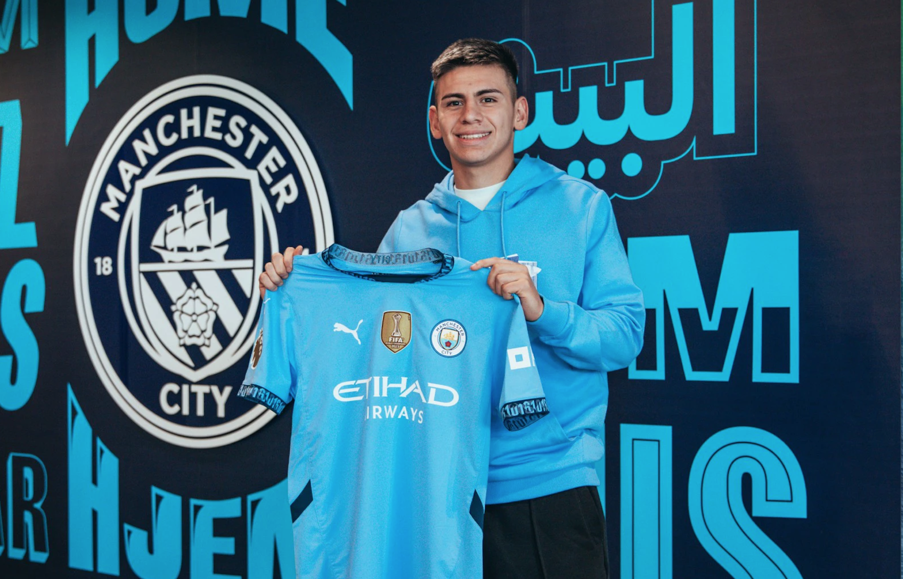 Manchester City igiye kurekura Claudio Echeverri