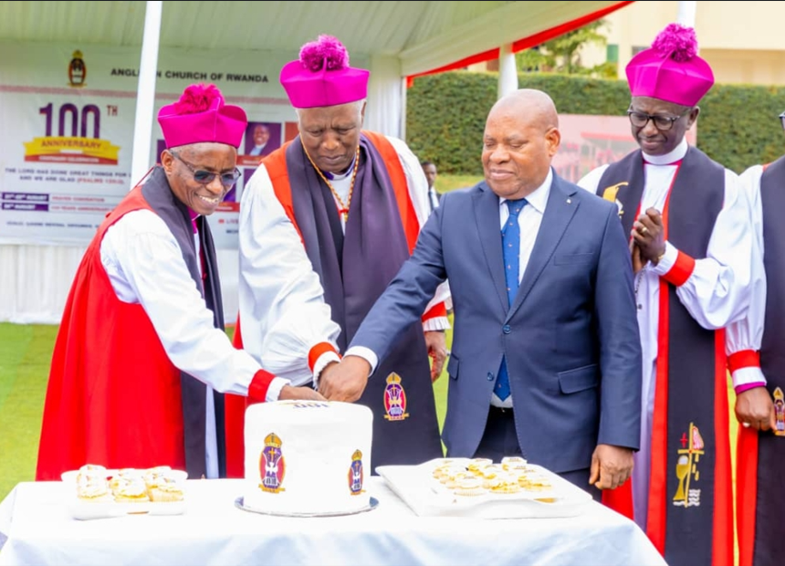 Itorero ry’u Rwanda ry’Angilikani ryashimiwe uruhare rwaryo mu iterambere ry’igihugu mu birori byo kwiziziha Yubile y’imyaka 100