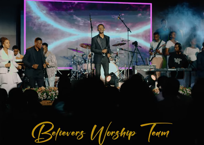 Believers Worship Team yongeye kwibutsa abatuye isi imbaraga ziri mu Izina rya Yesu Kristo n’ubutware bwe.