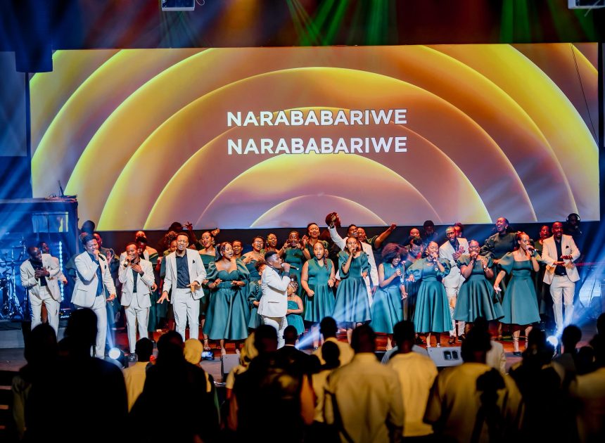 Amarira y’ibyishimo n’imitima 12 yakiriye Kristo mu gitaramo ‘Ndi Uwe Live Recording Concert – Edition 2’ cya Elayono Worship Family