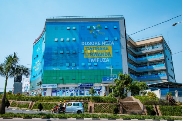 ‎Umujyi wa kigali wihaye intego yo kwinjiza miliyali 80  binyuze mu misoro n’amahoro