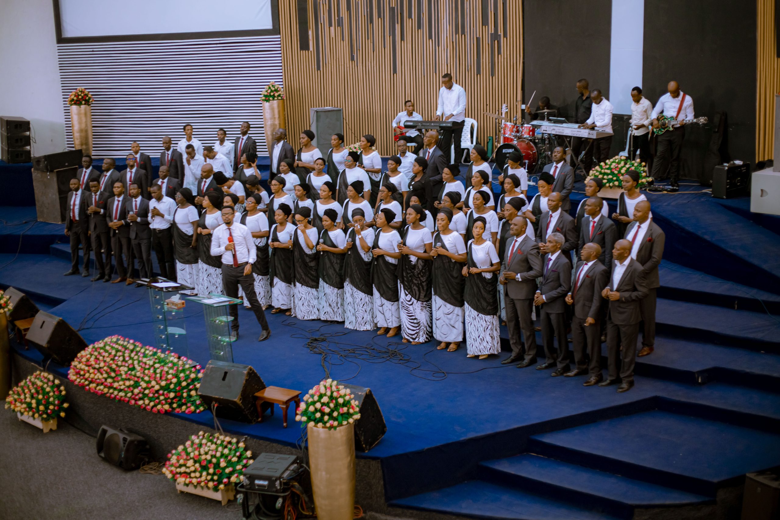 Ibisingizo Live Concert: Indirimbo nshya ‘Nakwitura iki?’ izaririmbwa bwa mbere imbere yabazitabira igitaramo