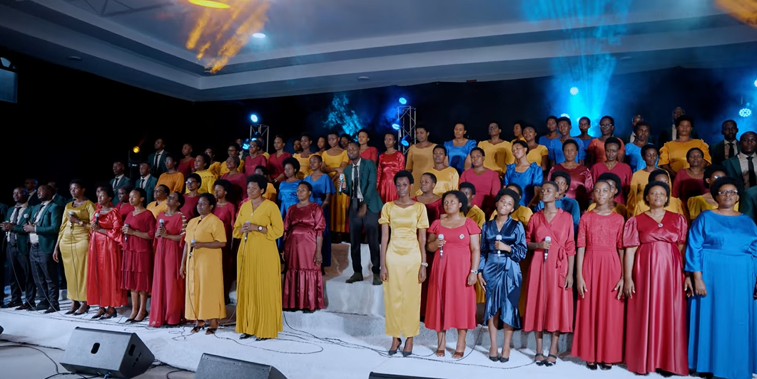 Jehovaniss Choir yashyize hanze indirimbo nshya “Ni Yesu” yibutsa ko Kristo ari we wenyine ukiza imitima inaniwe