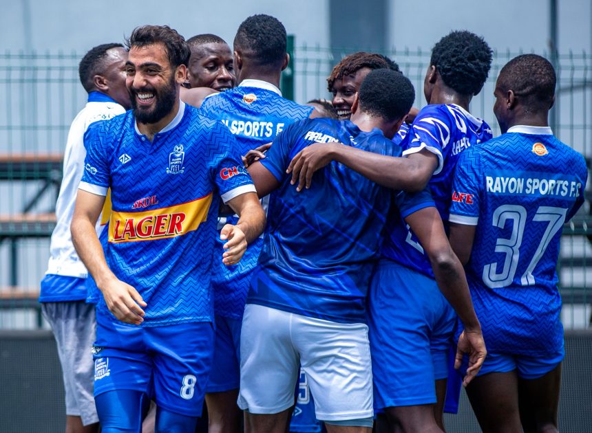 Rayon Sports ikomeje guterwa ingabo mu bitugu mu rwego rwo gukuramo Singida!