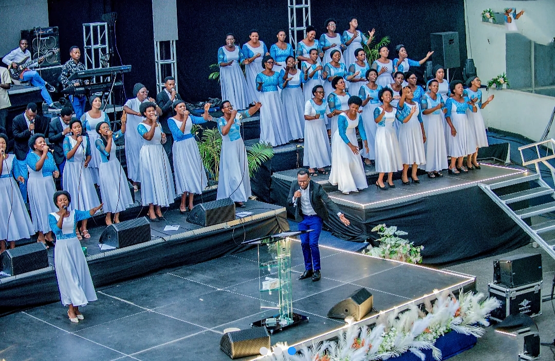 Ubutumwa bwiza buri mundirimbo shya ya Shalom Choir ADEPR Nyarugenge buzahindura benshi