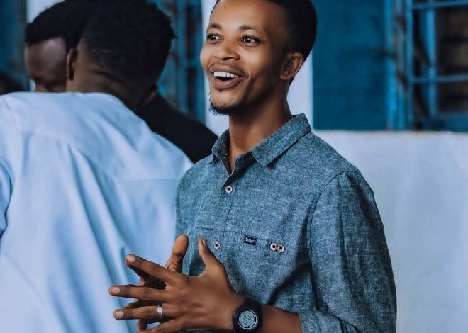 Umuramyi Job batatu yatangaje ibihe bidasanzwe byo kuramya Imana hifashishijwe ikoranabuhanga