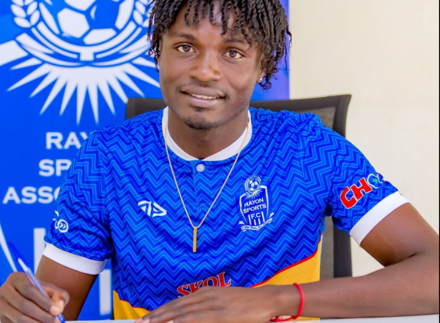 Umukinnyi witwa Bingi Belo avuga ko yazinutswe ikipe ya Rayon Sport bitewe n’agahinda yamuteye
