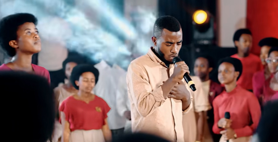 El Elyon Worship Team yongeye gukora mu nganzo mu Ndirimbo nshya “Yesu Turakwizeye” ihamagarira abantu kwizera Umucunguzi
