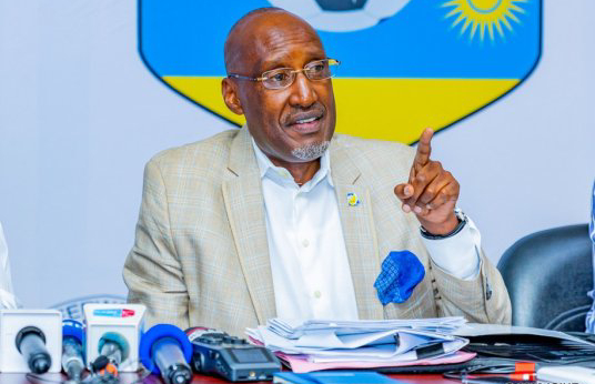Hagiye ahagaragara amafaranga Kalisa Adolphe uzwi nka’ Camarade’  akekwaho kunyereza