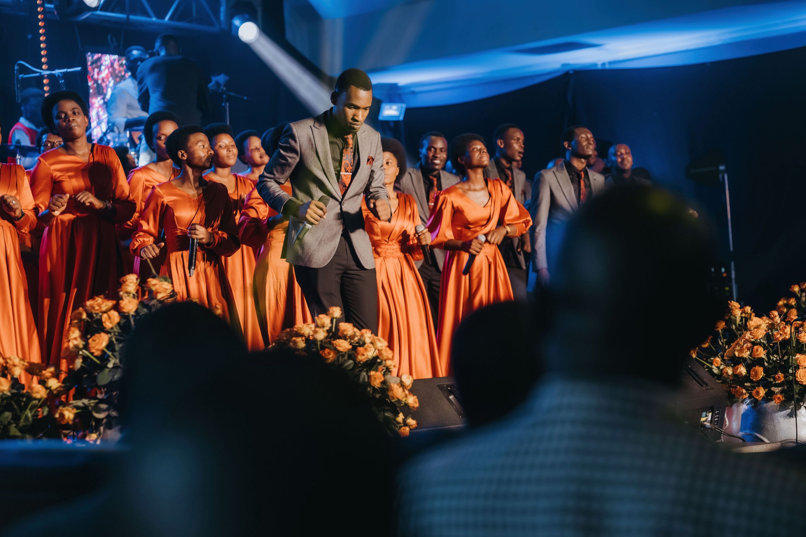 Imana yatumye Chorale Simuruna ADEPR Kiyovu ku ntama zazimiriye mu mugi wa Kigali