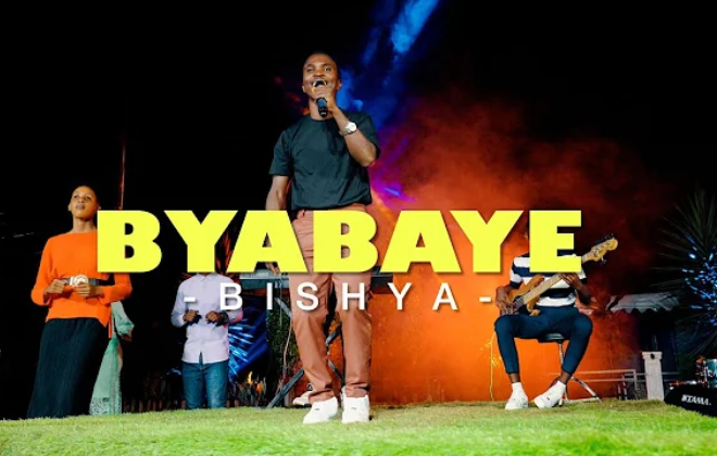 Euphta N yatangaje ko Yesu Kristo ari we wamwambitse ubuzima bushya abinyujije mu ndirimbo ye nshya “Byabaye Bishya”