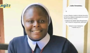 Uwahoze ari Umubikira Shako Annastacia Amaze Kwakira Ubutumwa 1,000 Bumusaba Urukundo Nyuma yo Kwirukanwa