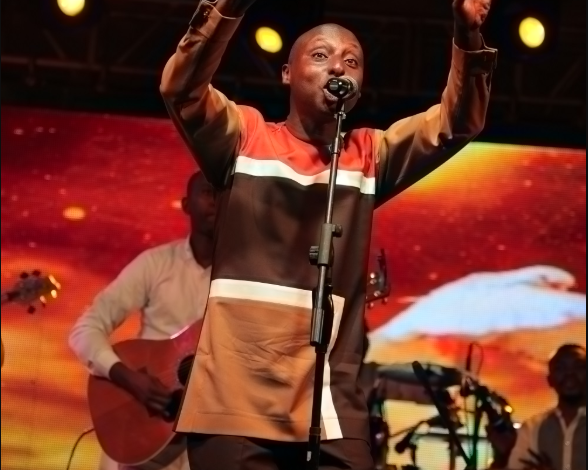 Imbarutso y’indirimbo yitwa “ku meza y’Umwami” na Uwimana Aimé