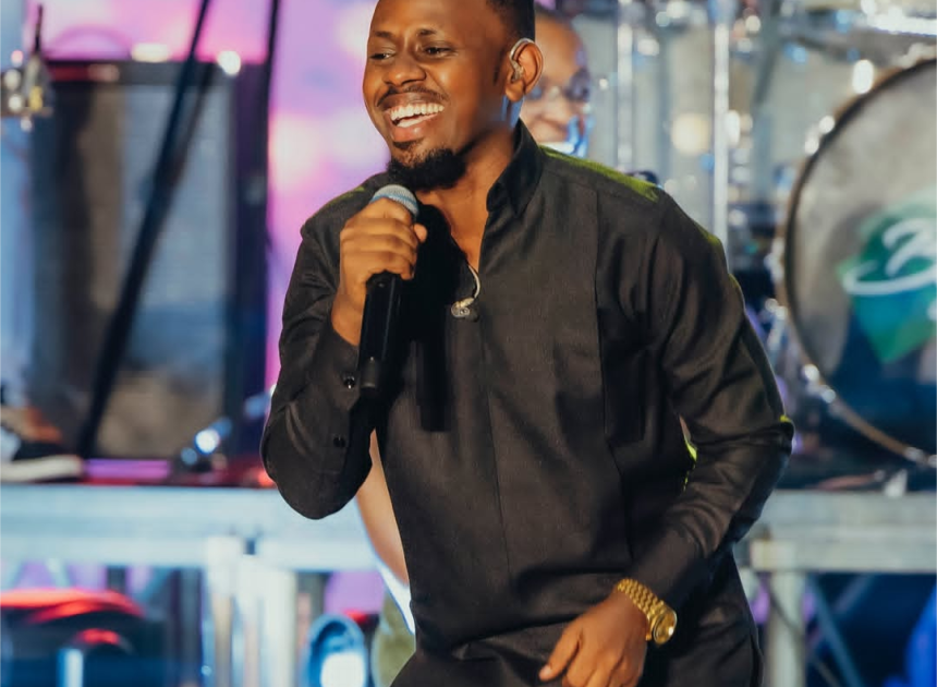 Prosper Nkomezi ugeze kure album nshya, yiteguye gutaramira i Kigali muri The Spirit of Revival