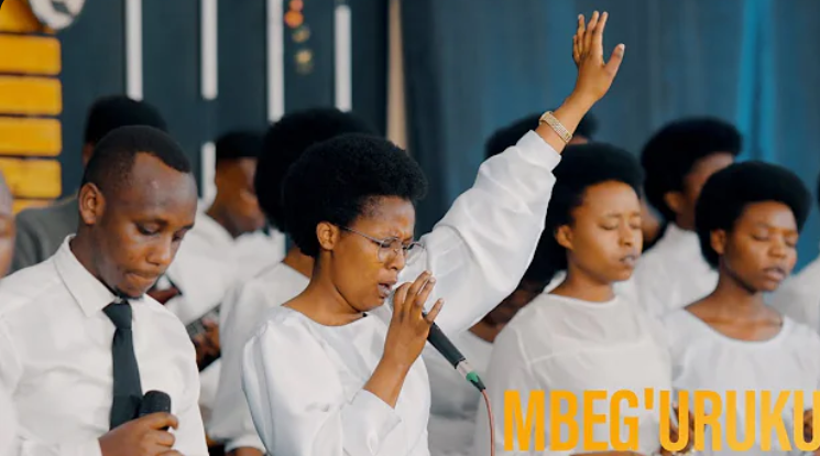 Blessing Key Choir yashyize hanze indirimbo yise “Mbega Urukundo”yibutsa abantu urukundo n’igitambo cya Yesu ku musaraba