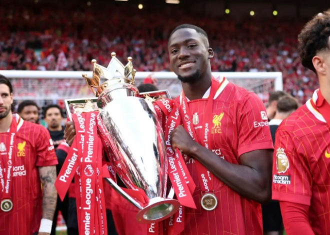 Liverpool ikomeje kuvunikisha abakinnyi