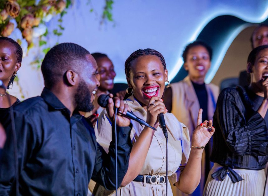 Louange & Leah: Umuryango mushya w’abaramyi binjiye mu muziki wo kuramya bahereye ku ndirimbo “El-Shaddai”