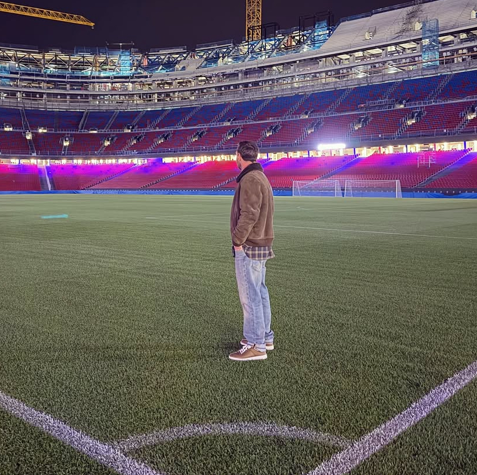  Lionel Messi nyuma y’uko agaragaye yasubiye kwa Fc Barcelona haribazwa niba yaba agiye gusubirana n’iyi kipe?