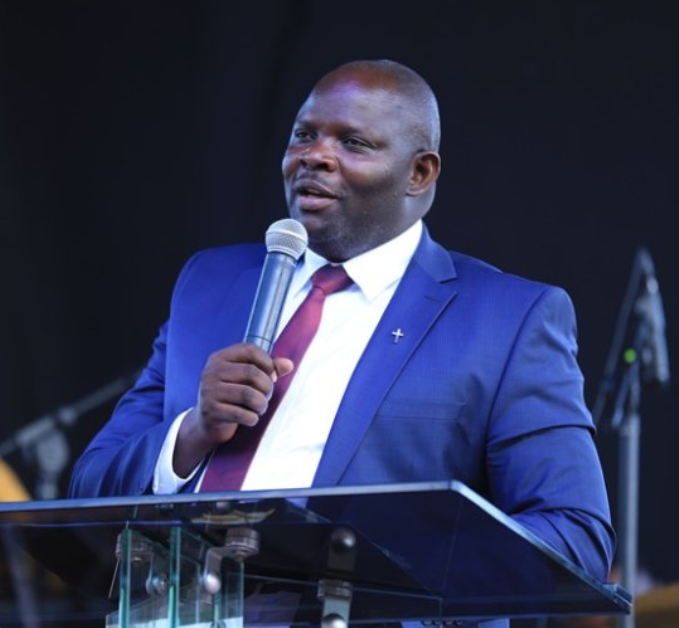 Ntawemerewe Kuba Umuhanzi Ku Giti Cye Ataruzuza Imyaka 18_Ibyo Wamenya Ku Mabwiriza Mashya Aherutse Gushyirwa Hanze na ADEPR