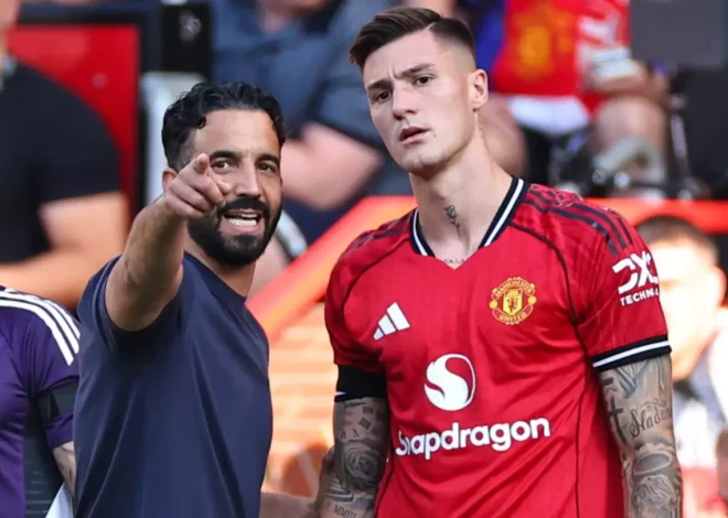 Ibibazo bya Benjamin Šeško bigiye gutuma Manchester United ijya ku isoko