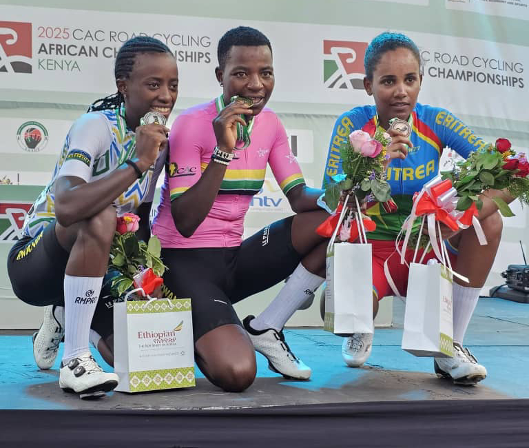 AMAFOTO-U Rwanda rwanditse amateka muri Shampiyona Nyafurika y’Amagare