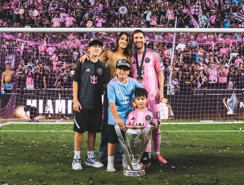 Lionel Messi yongeye kwandika amateka