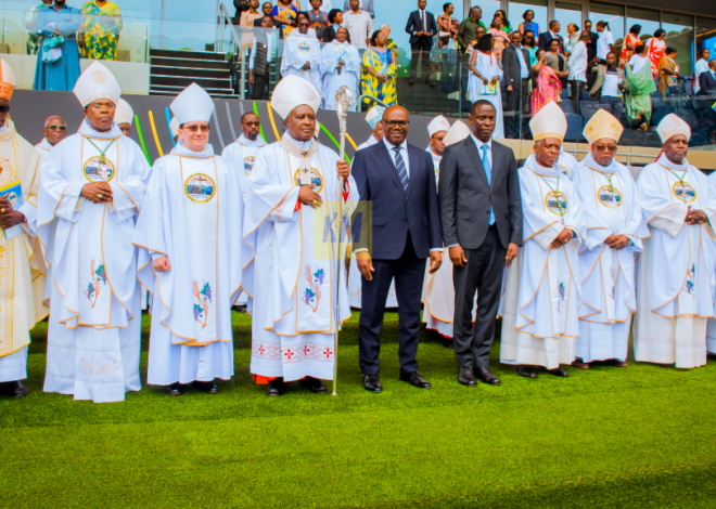 Mu butumwa bwa Noheri, Abepiskopi Gatolika bibukije Leta ko hari Kiliziya zujuje ibisabwa zikomeje gufungwa