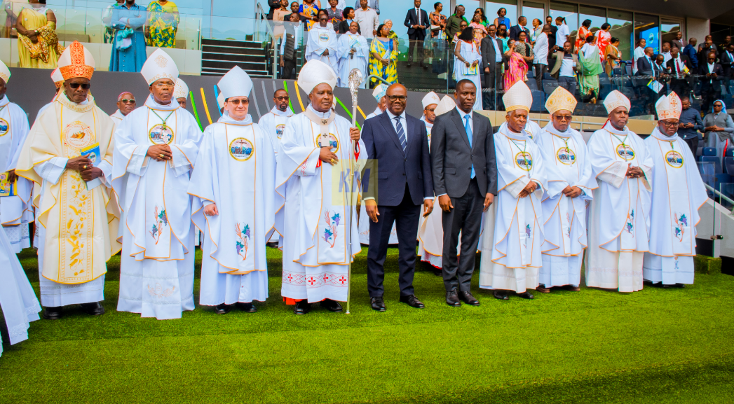 Mu butumwa bwa Noheri, Abepiskopi Gatolika bibukije Leta ko hari Kiliziya zujuje ibisabwa zikomeje gufungwa