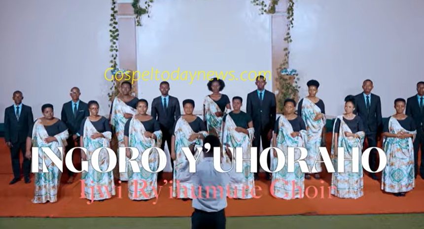 Adonai Family Choir yongeye gusaba abizera kwiringira Yesu mu bihe bigoye mu ndirimbo “Ni uwo kwizerwa”