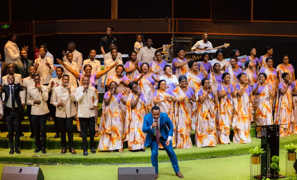 Special Evangelical week:Korali Bethlehem ADEPR Gisenyi Irakataje mu Gusoza Umwaka mu mashimwe n’Ivugabutumwa hamwe na Alex Dusabe