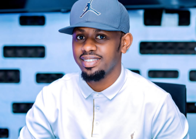 Prosper Nkomezi ari gutera intambwe ikomeye mu kugeza ubutumwa bwiza ku mpera z’isi