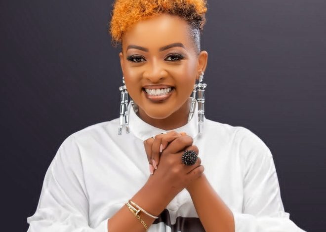 Aline Gahongayire afunguye umuzingo mushya w’indirimbo z’intsinzi ahereye ku ndirimbo “Yesu ashimwe”