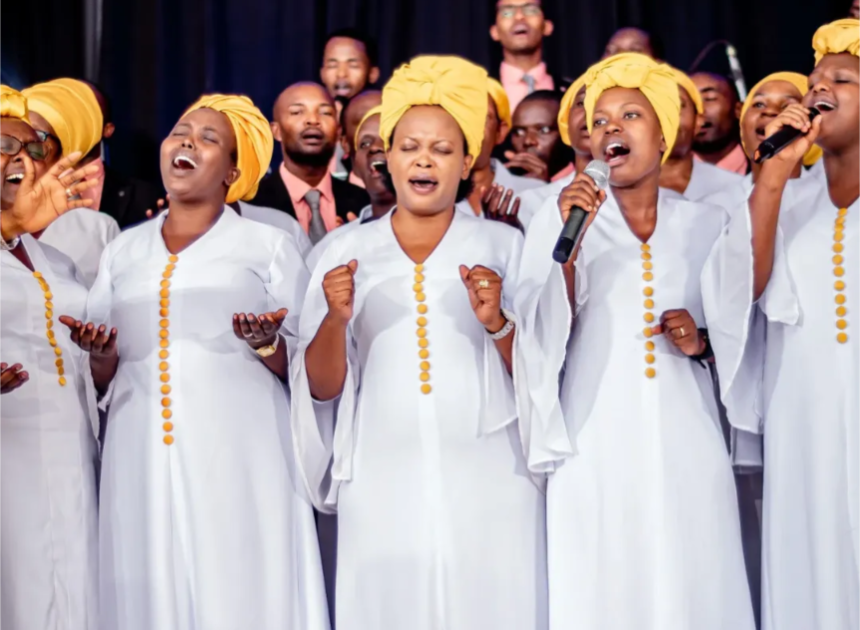 ADEPR Itorero rya Gatenga mu Minsi Idasanzwe yo Gushima Imana mu gitaramo IFOTO Live Concert  Edition 3