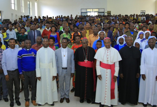 Diyosezi ya Cyangugu mu cyumweru cy’umuryango yasabye abakiristu kongera kwisuzuma mu miryango yabo