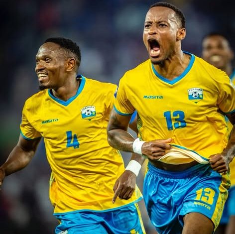 Amavubi yanyagiye Grenada 4-0 imbere ya Perezida Kagame mu ntangiriro nziza y’umutoza Stephen Constantine