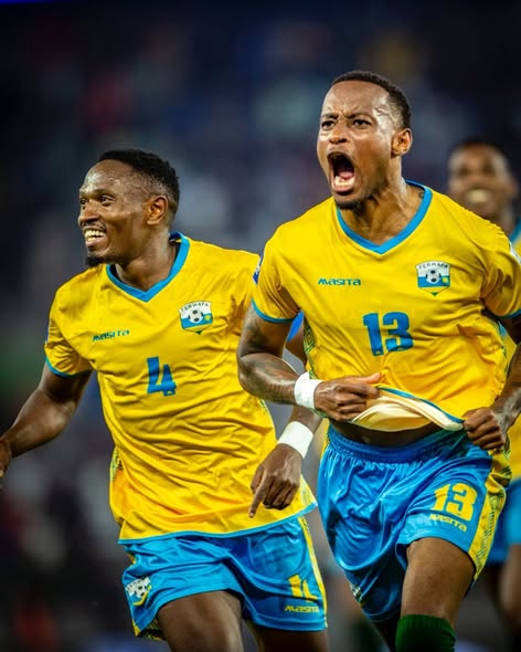 Amavubi yanyagiye Grenada 4-0 imbere ya Perezida Kagame mu ntangiriro nziza y’umutoza Stephen Constantine