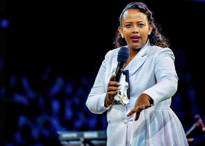 Nyuma yo gukumburwa na benshi, Pst Julienne KABANDA agiye kongera kugaragara muri BK Arena nk’umuvugabutumwa