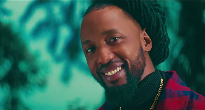 Umuramyi Parfait Kajugiro yashyize hanze indirimbo nshya yise “That’s Grace” yiganjemo amagambo y’ihumure