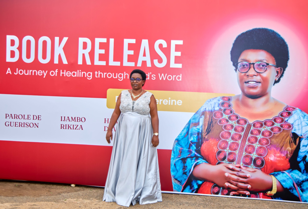 Healing Word mu Ndimi 3:Rev. Dr. Serene Nterinanziza yanditse igitabo cyuzuyemo ubutunzi n’umuti wo kuvura imitima